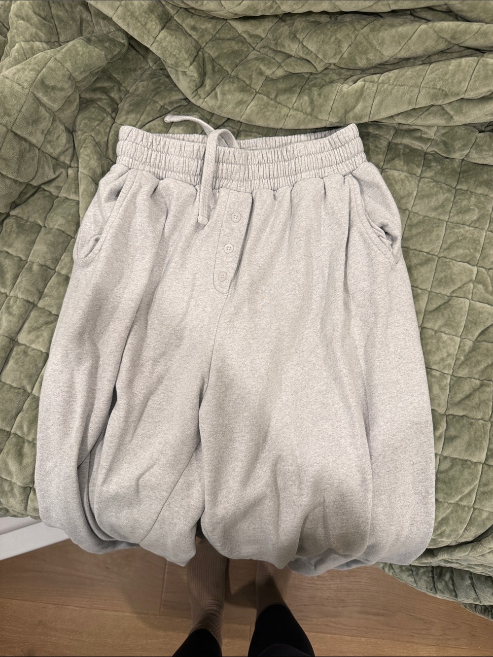 Light Gray Elastic-Waist Sweat pants